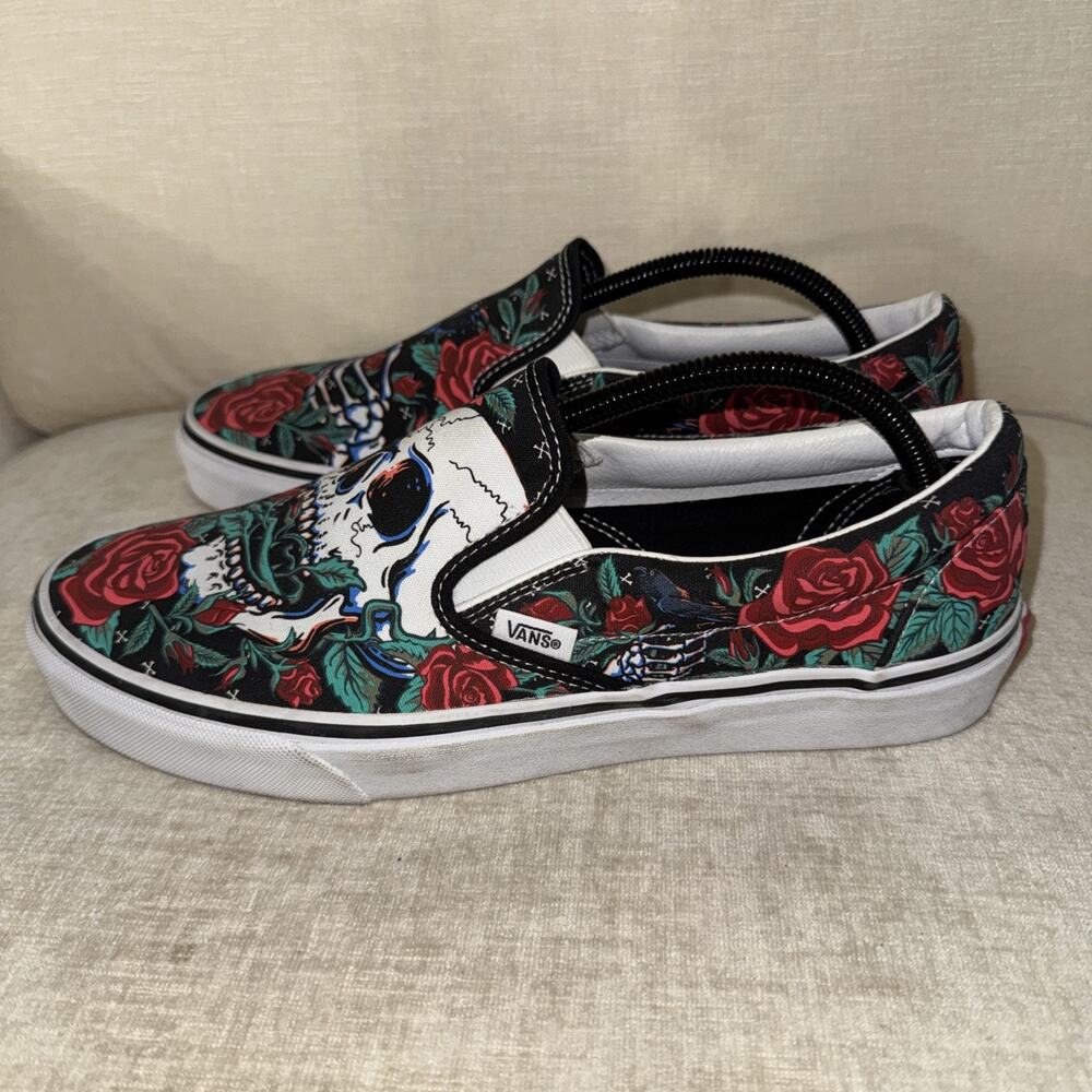 Vans Classic Slip-on Rose Skull Black/true White Men’s 10.5 - Picture 5 of 8